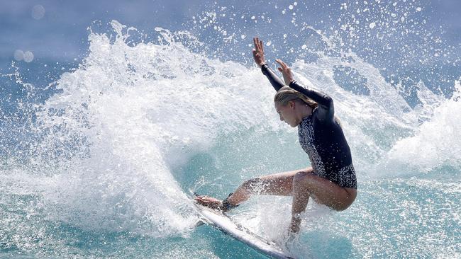 Laura Enever warming up before the start of the Roxy Pro at Snapper Rocks on Thursday. Picture: Jerad Williams