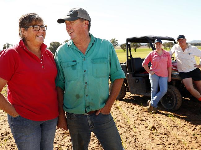 Cowra farmers Sharon and Chris Groves with children Charlotte and Oliver. Picture: Sam Ruttyn