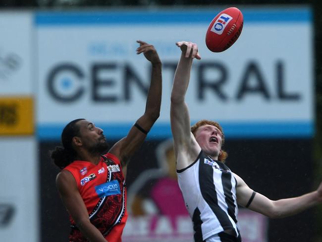 Bomber David Kruse goes up against Palmerston’s Tristen Waack in Round 1. Picture: (A)manda Parkinson