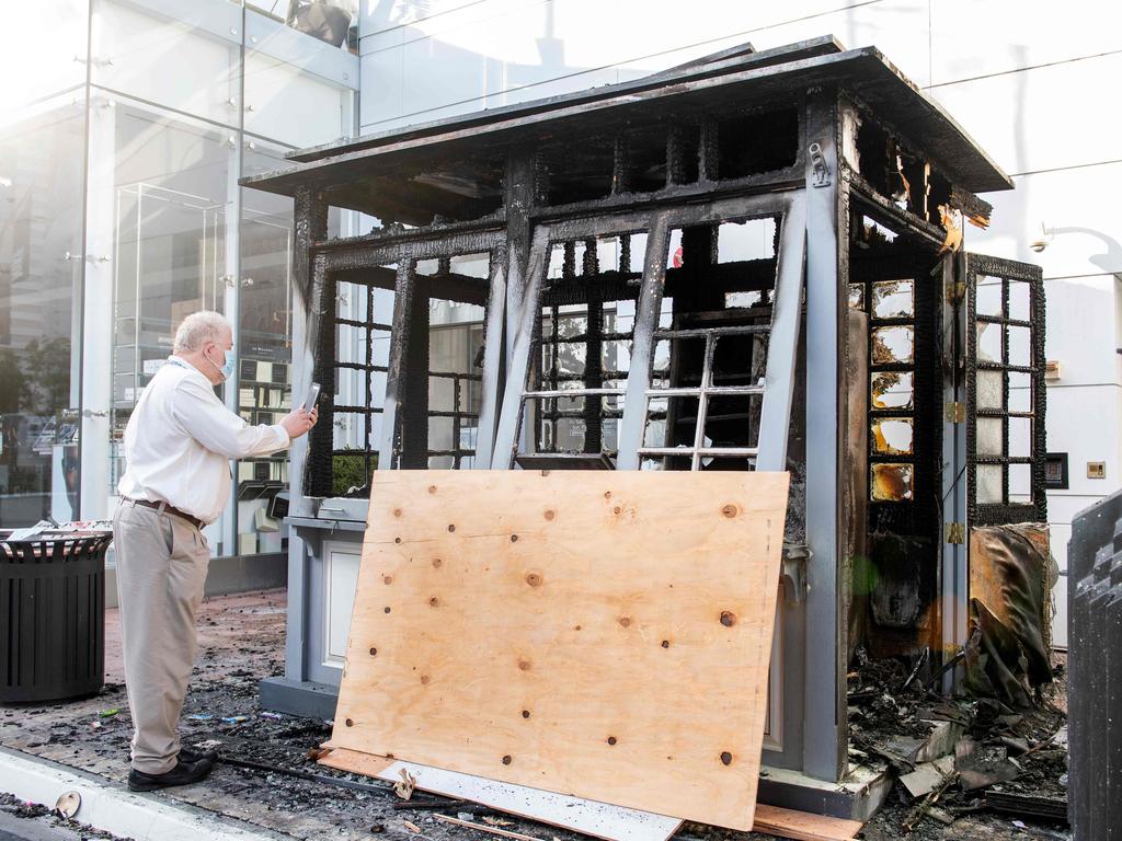 A destroyed security station, burned at the Grove Mall, in Los Angeles. Picture: Valerie Macon/AFP