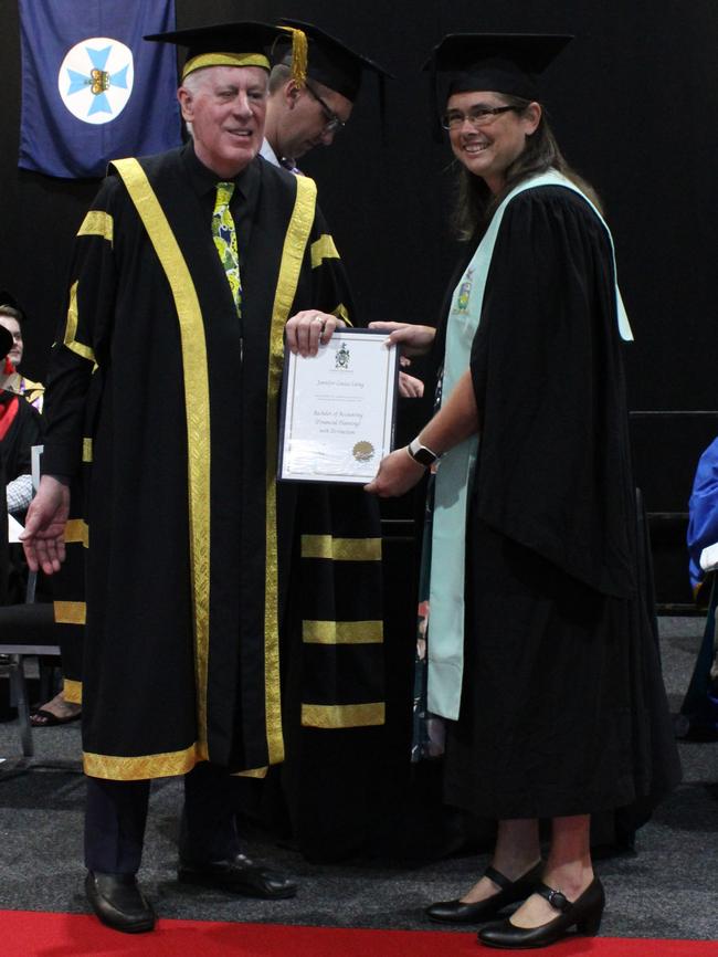 Jennifer Lang graduated with a Bachelor of Accounting (Financial Planning) with Distinction at the CQUniversity graduation ceremony in Bundaberg on December 14, 2023.