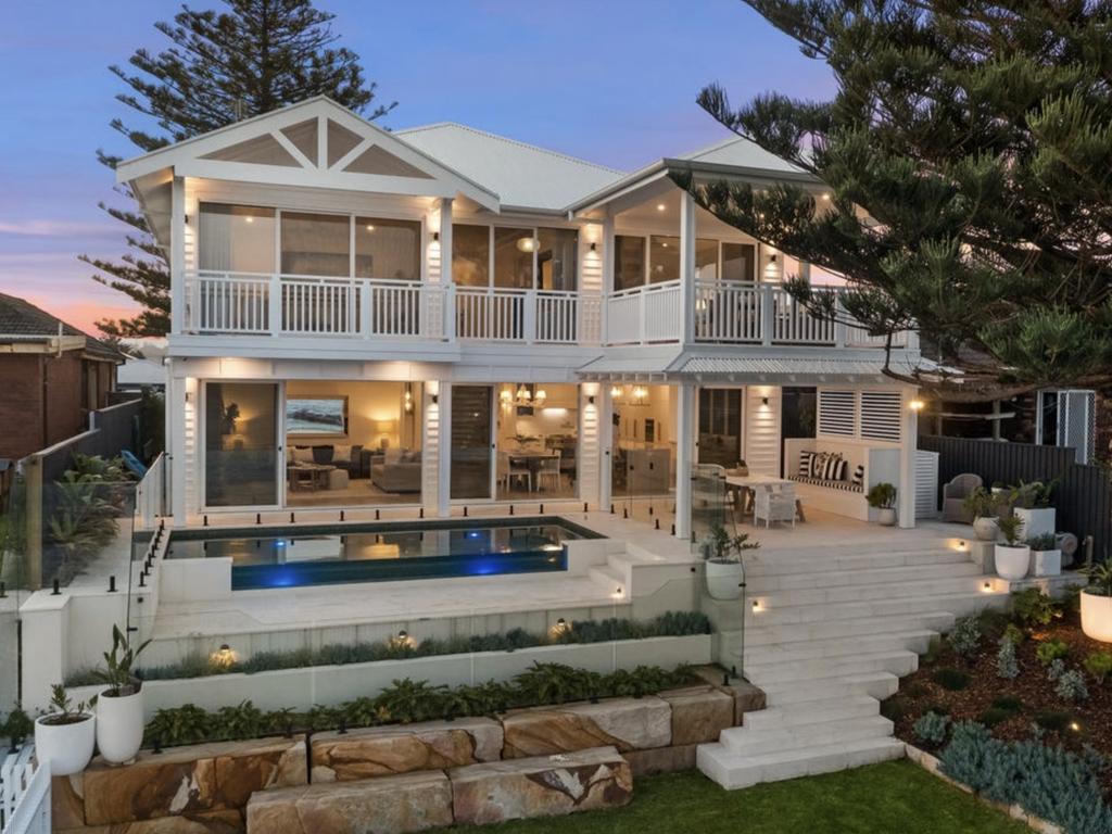 NRL Brisbane Broncos Barrett assistant coach, Trent Barrett’s Barrack Point trophy home has finally sold.