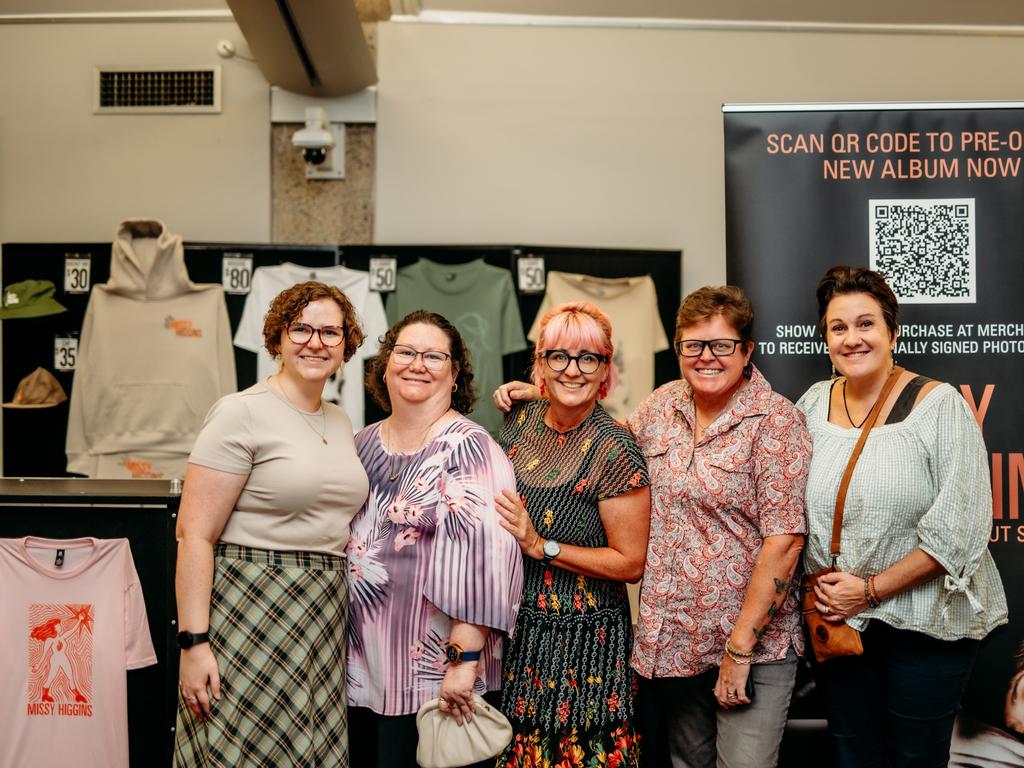 Rebecca O'Hook, Jenny Ottone, Amanda Mead, Lisa and Julie Jefferson.