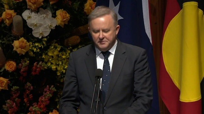 "Our leader and our cheerleader": Albanese speaks at Hawke memorial