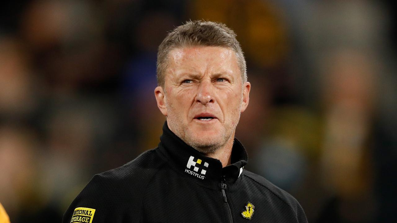 AFL news 2022: Damien Hardwick angry, abuses players at VFL match, what ...