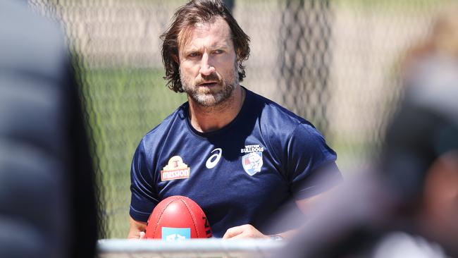 Luke Beveridge keeps a close eye on pre-season training.