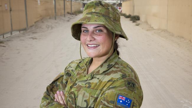 Australian Army father and daughter deployed to Middle East | The ...