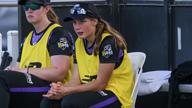 ADELAIDE, AUSTRALIA - OCTOBER 14: Mia Barwick of the Hurricanes  only 13 watchesduring the T20 Spring Challenge match between Hobart Hurricanes and Perth Scorchers at Karen Rolton Oval, on October 14, 2024, in Adelaide, Australia. (Photo by Mark Brake/Getty Images)