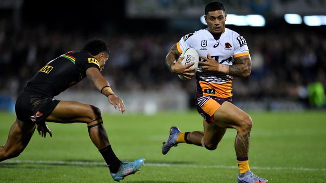 Delouise Hoeter will start on the Broncos’ left wing against the Dragons.