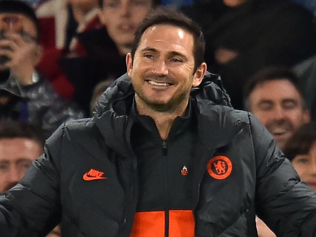 Chelsea's English head coach Frank Lampard gestures on the touchline after only four minutes of injury time is indicated during the UEFA Champion's League Group H football match between Chelsea and Ajax at Stamford Bridge in London on November 5, 2019. - The game finished 4-4. (Photo by Glyn KIRK / AFP)