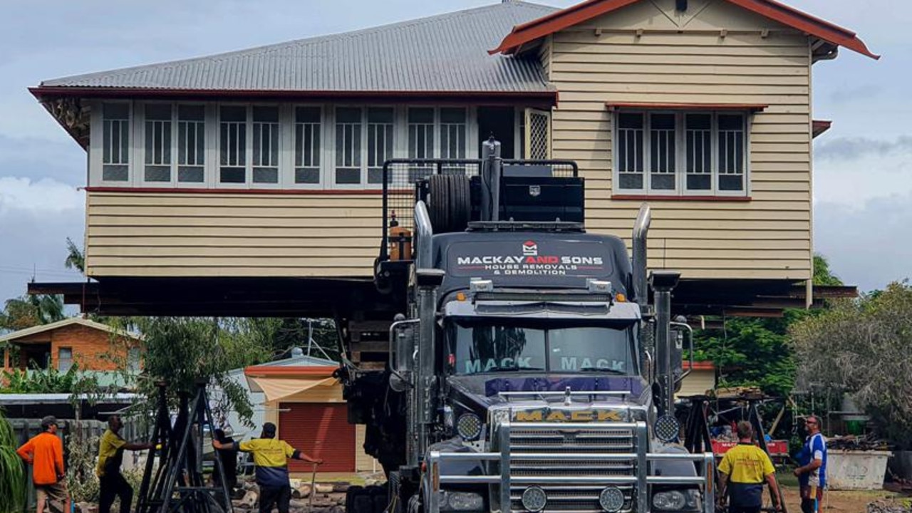 A house on the move! Picture: Mackay &amp; Sons