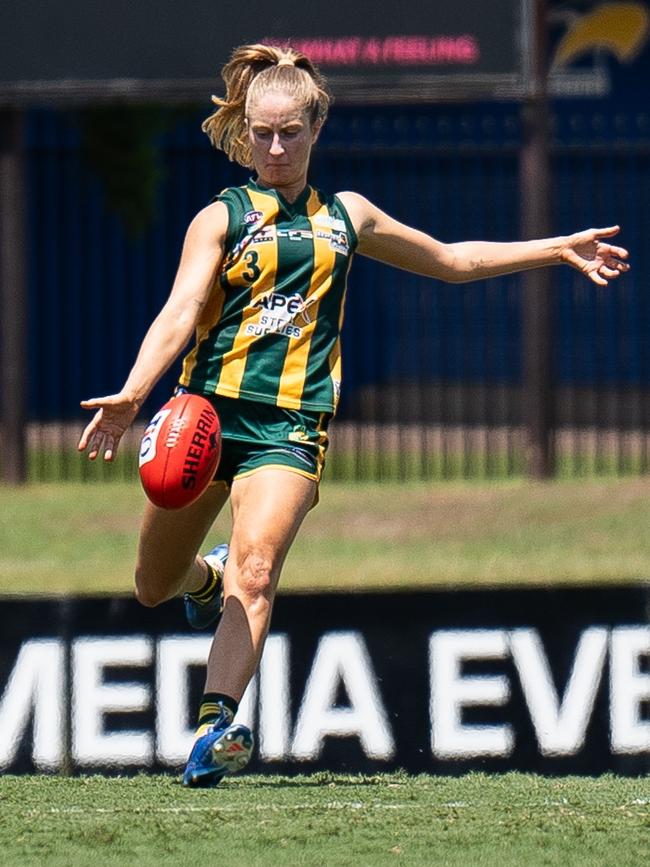 Steph Lawrence playing for PINT in the 2024-25 NTFL season. Picture: Jack Riddiford / AFLNT Media