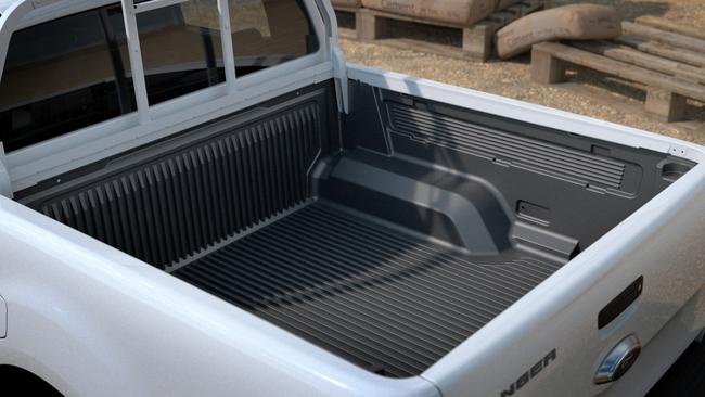 A bedliner in the tray is included.