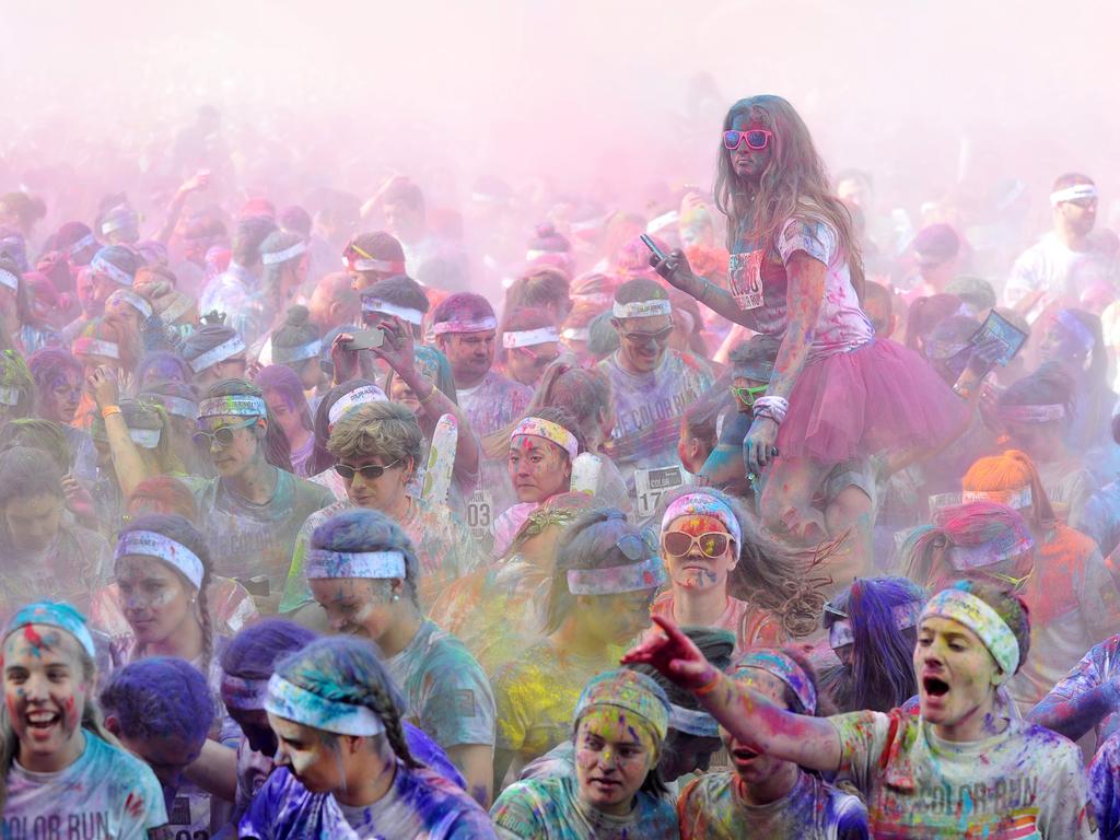 Adelaide’s Color Run 2014 | Herald Sun