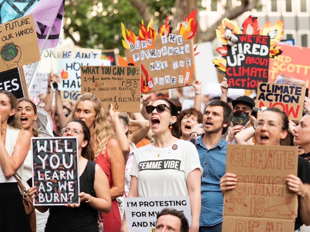 A crowd of people is pictured at a climate action rally in Sydney, on Friday, January 10, 2019. (AAP Image/Michael Bilbe-Taylor)