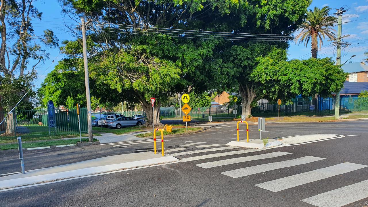 Pedestrian Phone Removal 