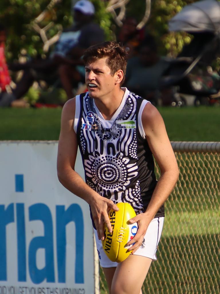 NTFL 2020: Darwin Buffaloes vs Palmerston Magpies in Round 3 of Men’s ...