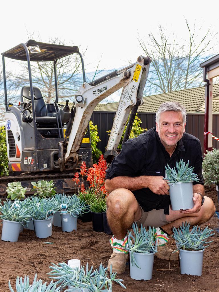 Dennis Scott gardening on Selling Houses Australia’s latest season.