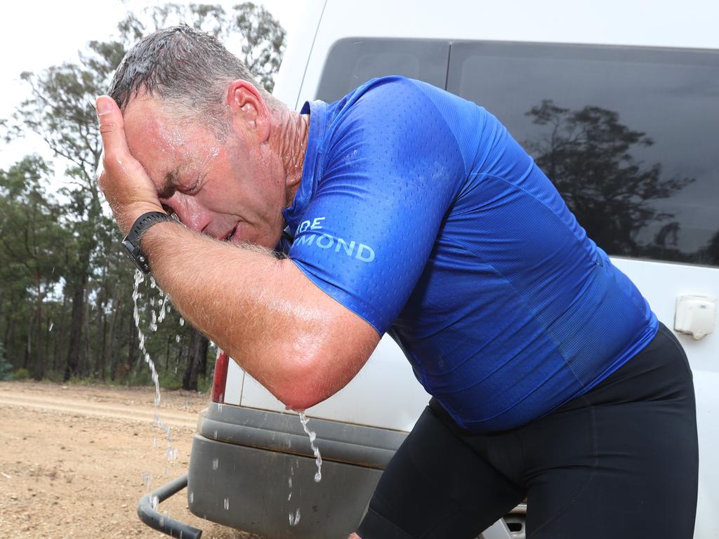 Clarkson cools down on a humid day while eating up the kilometres on his way to Buchan.