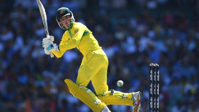 Peter Handscomb played a high quality knock to steer Australia to a strong total. (AAP Image/Dan Himbrechts)