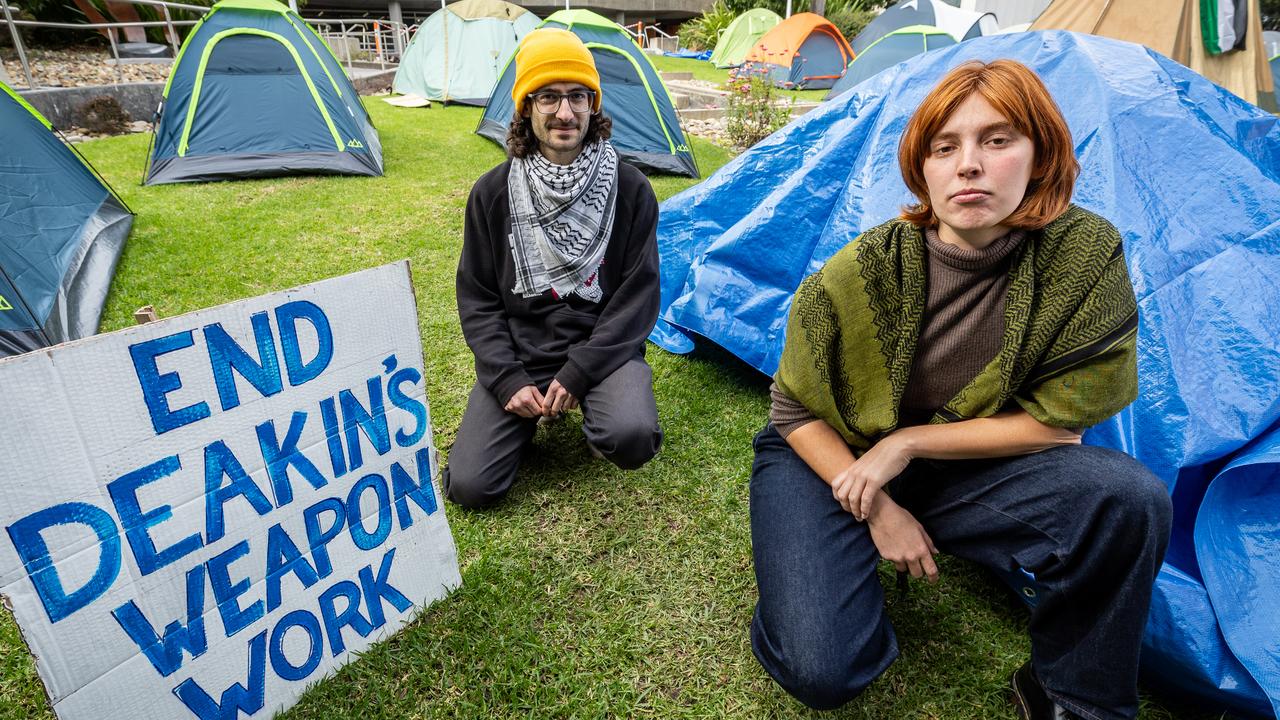Pro Palestinian encampment at Deakin Uni in Burwood. Jasmine Duff and Alex Ferguson. Picture: Jake Nowakowski
