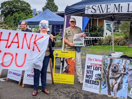 SaveMt Lofty volunteers (from left) Jo Noonan, Cath Jordan, Chris Meibusch. Mr Meibusch thanked the community for its help with the campaign against the Defence House Australia development