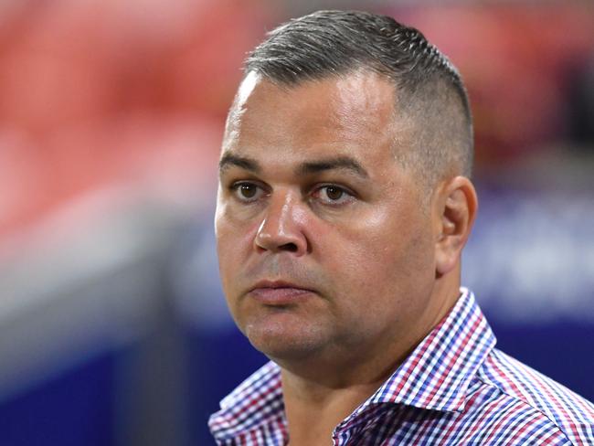 Broncos coach Anthony Seibold is seen before the Round 22 NRL match between the Brisbane Broncos and the Penrith Panthers at Suncorp Stadium in Brisbane, Friday, August 16, 2019.  (AAP Image/Darren England) NO ARCHIVING, EDITORIAL USE ONLY