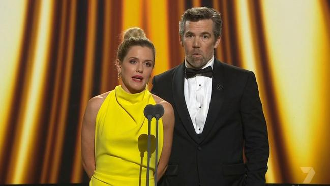Harriet Dyer and Patrick Brammall at the 2023 Logie Awards. Picture: Channel 7
