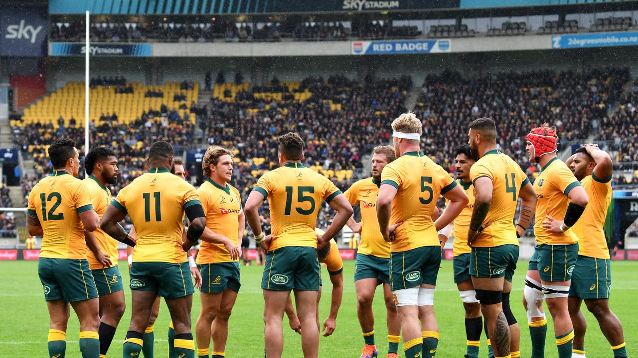 Lineouts have been a major concern again. (Photo by Kai Schwoerer/Getty Images)