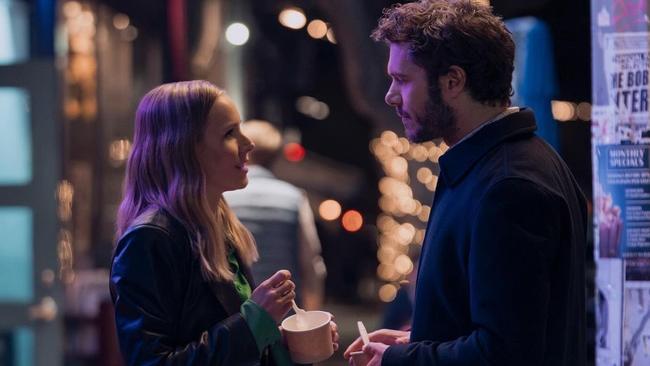 Kristen Bell and Adam Brody leading up to “the kiss” in Nobody Wants This.