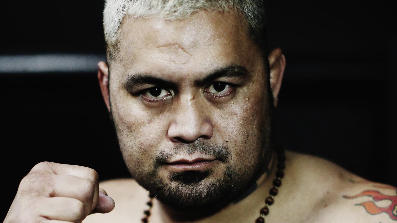AUCKLAND, NEW ZEALAND - SEPTEMBER 03: (EDITORS NOTE: This image has been desaturated.) Mark Hunt poses during the UFC Fight Night media session at SKY TV Gym on September 3, 2014 in Auckland, New Zealand. (Photo by Hannah Peters/Getty Images)