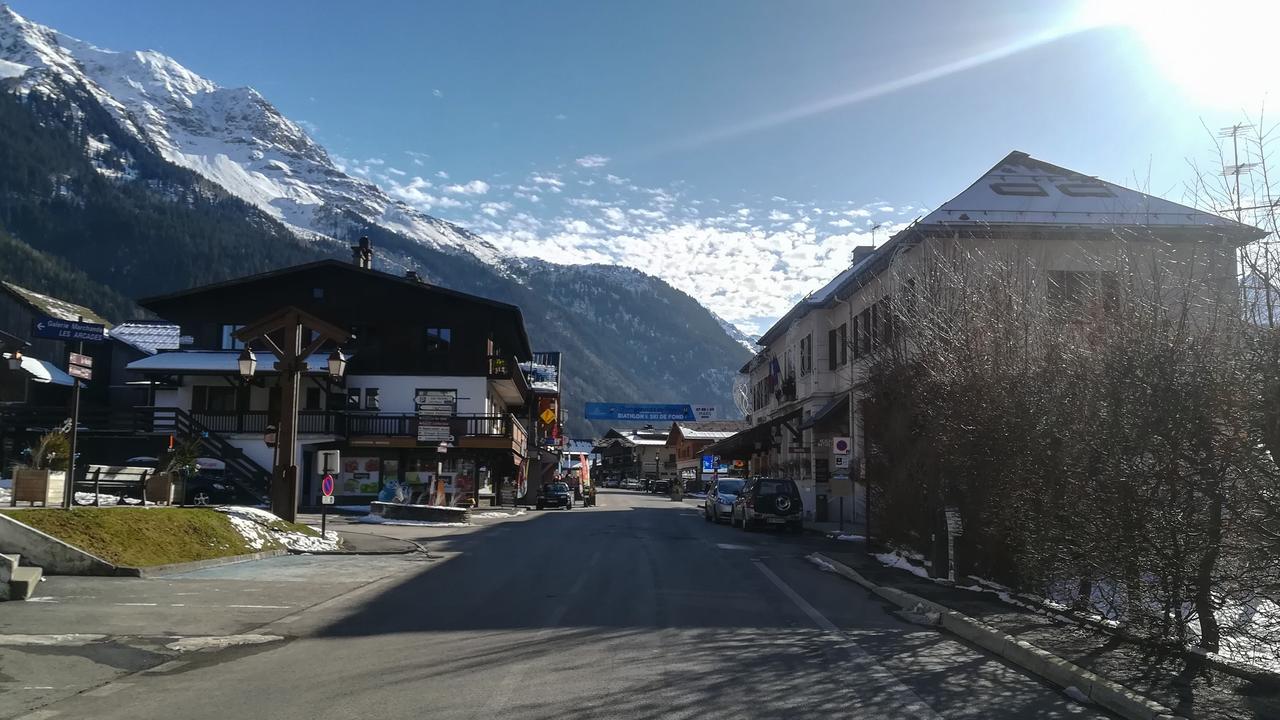 The infected stayed in the same ski chalet. Picture: AFP/Marie Giffard