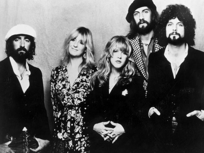 US band, Fleetwood Mac, circa 1980 (l-r): John McVie, Christine Mcvie, Stevie Nicks, Mick Fleetwood, Lindsay Buckingham. f/l Oct. 96 /Music /Musicians