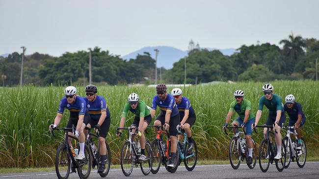 A group of riders making their way along the Crit of the Mackay Open this past weekend. Picture: Amanda Wright