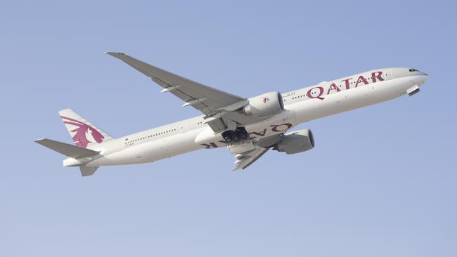 Qatar Airways cannot be sued by Australian women who were subjected to invasive physical examinations in Doha, the Federal Court has found.