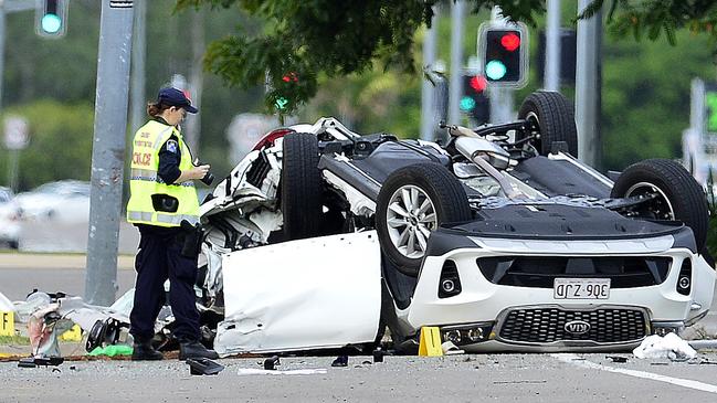 The crash scene where four children died after their car crashed at the intersection of Duckworth St and Bayswater Rd at 4.30am. PICTURE: MATT TAYLOR