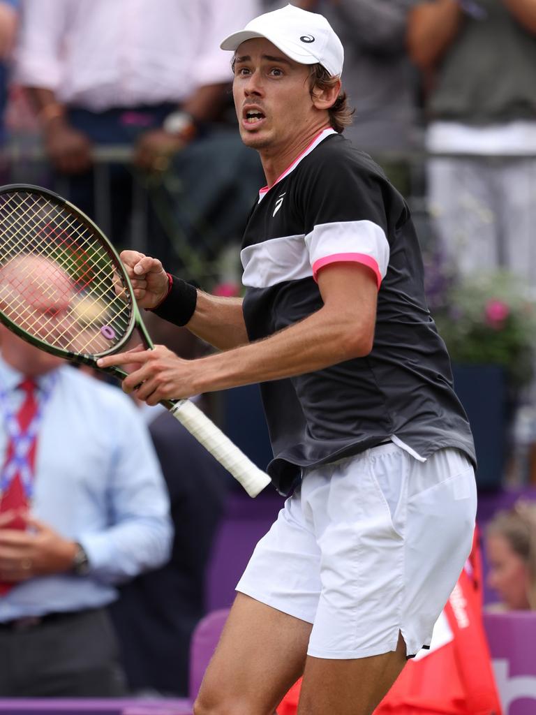 Tennis 2023 Alex de Minaur into Queens Club final in major Wimbledon statement