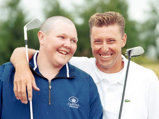 Robert Allenby shares a laugh with an 18-year-old Jarrod Lyle in 1999.