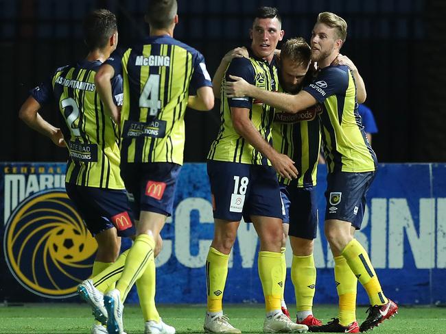 GOSFORD, AUSTRALIA - JANUARY 16: Central Coast Mariners players celebrate a goal during the round 12 A-League match between the Central Coast Mariners and Melbourne City FC at Central Coast Stadium on January 16, 2019 in Gosford, Australia. (Photo by Tony Feder/Getty Images)