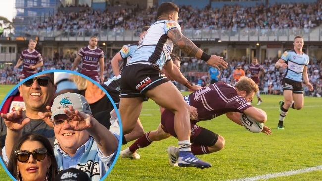 Brendan Elliot had an enormous game for the Sea Eagles. (AAP Image/Craig Golding)