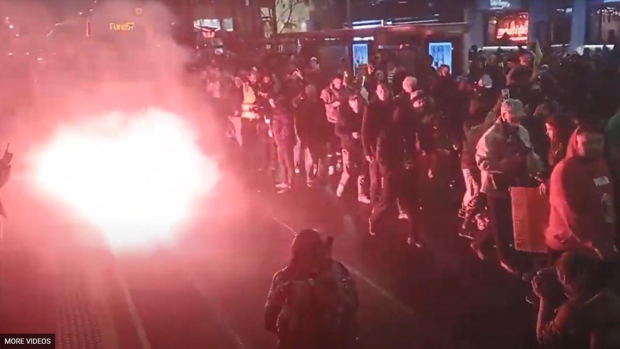 Hundreds gathered in the Melbourne CBD on Thursday night for an unruly anti-lockdown protest. Picture: Twitter