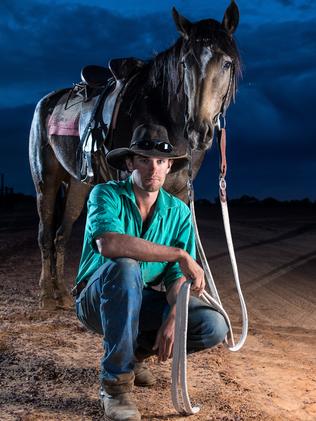 28/5/15 EMBARGO APPLIES CONTACT PICTURE DESK FOR DETAILS SA Weekend- Jamie Kunze, Leading Hand at Macumba Station, Oodnadatta. Picture by Matt Turner.