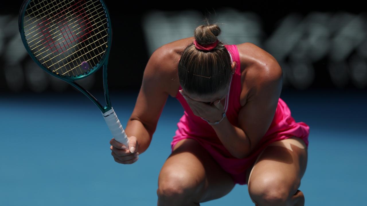 Marta Kostyuk reacts during her opening-set meltdown. Picture: Getty