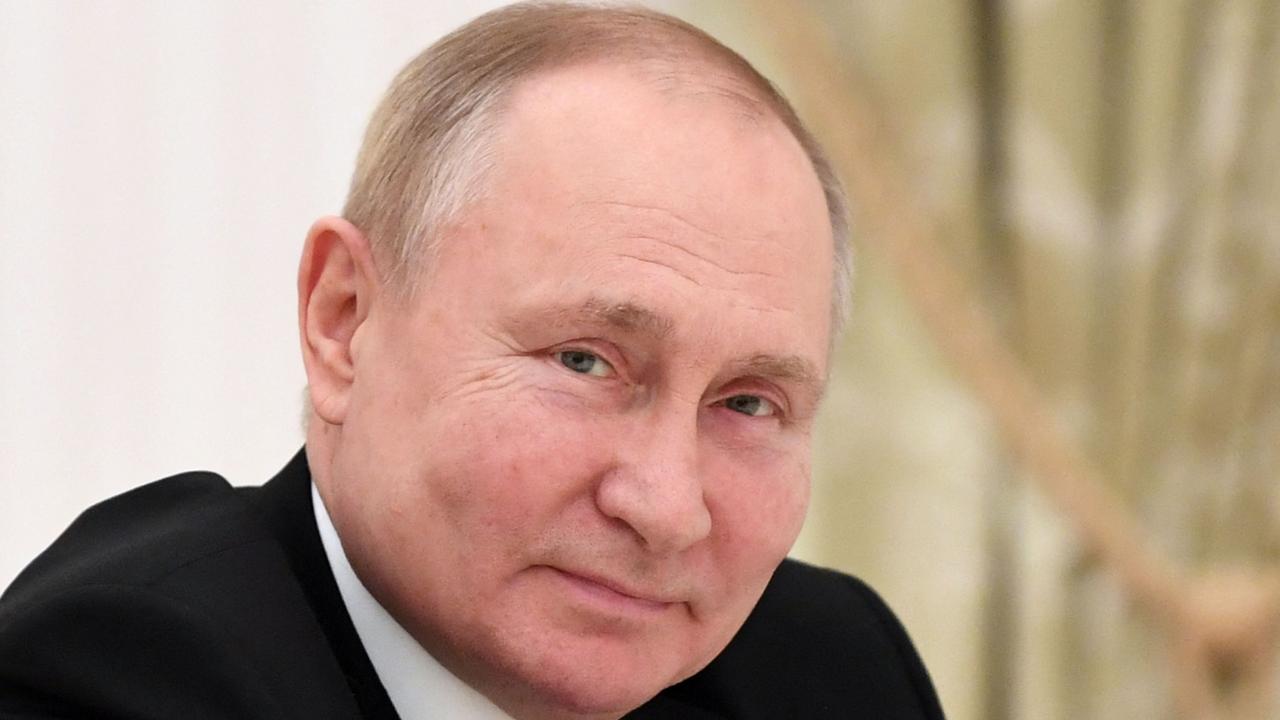 Russian opposition group release claim Vladimir Putin has strip club in ...