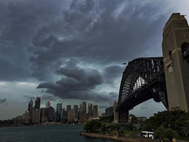 Severe Storms Cool Sydney Down After Tropical Humidity | News.com.au ...