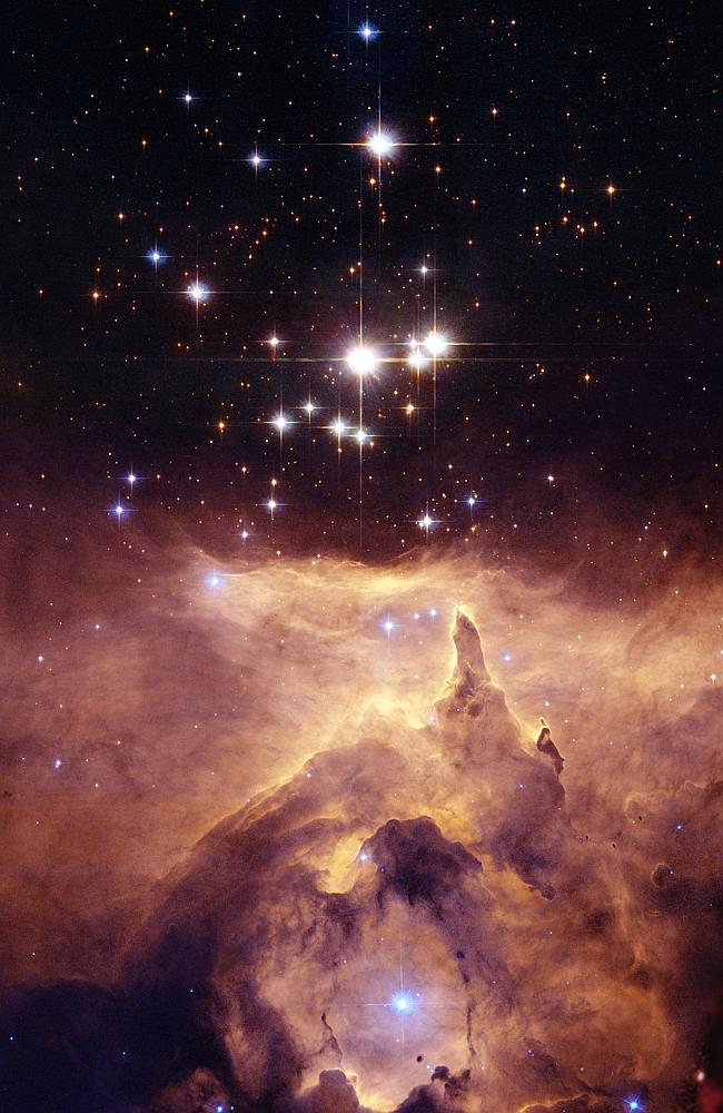 The star cluster Pismis 24 lies in the core of the large emission nebula NGC 6357.