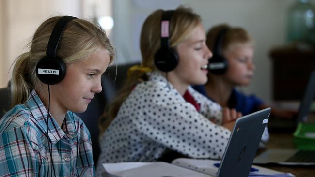 If children have the option of remote learning, there are ways to reduce attendance at school. Picture: Lisa Maree Williams/Getty Images