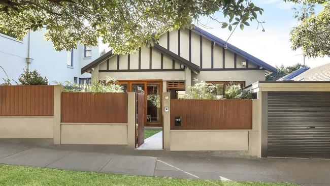 108 Birriga Rd, Bellevue Hill has been listed as an “auction” with no auction date for 35 days.