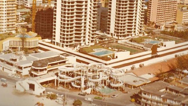 A view of Surfers Paradise in the 1980s featuring the Paradise Centre, Grundy's and Cavill Mall.