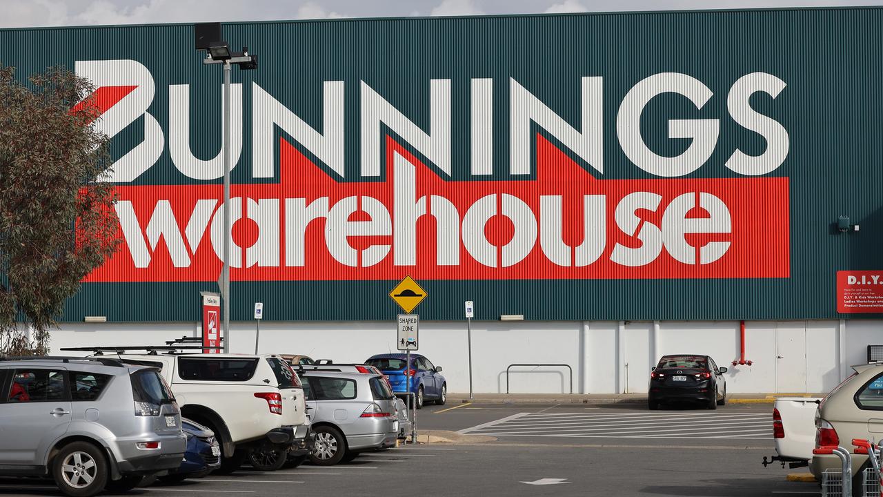 ‘F*** off’: Thief yells while being chased by Bunnings workers